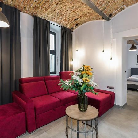 Level -1 Loft Apartments City Center Kopernika Poznań Esterno foto