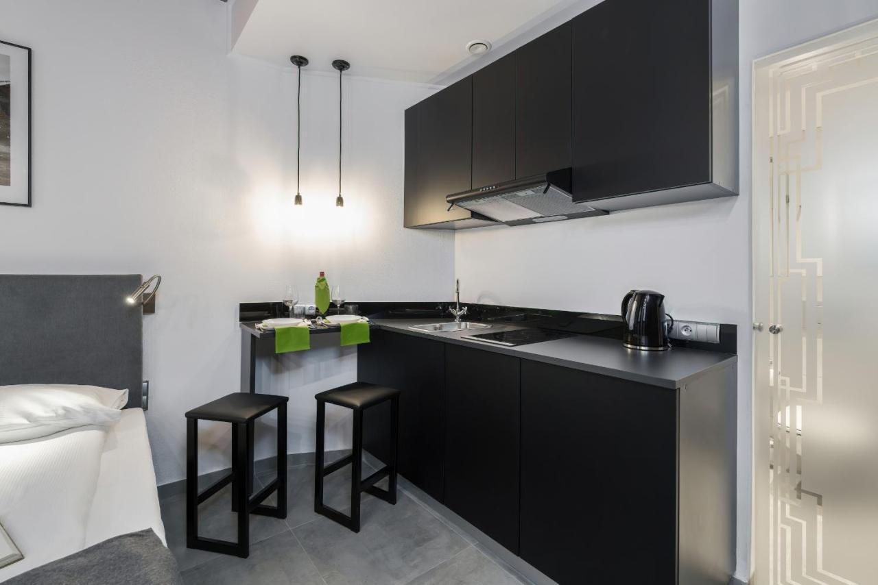 Level -1 Loft Apartments City Center Kopernika Poznań Esterno foto