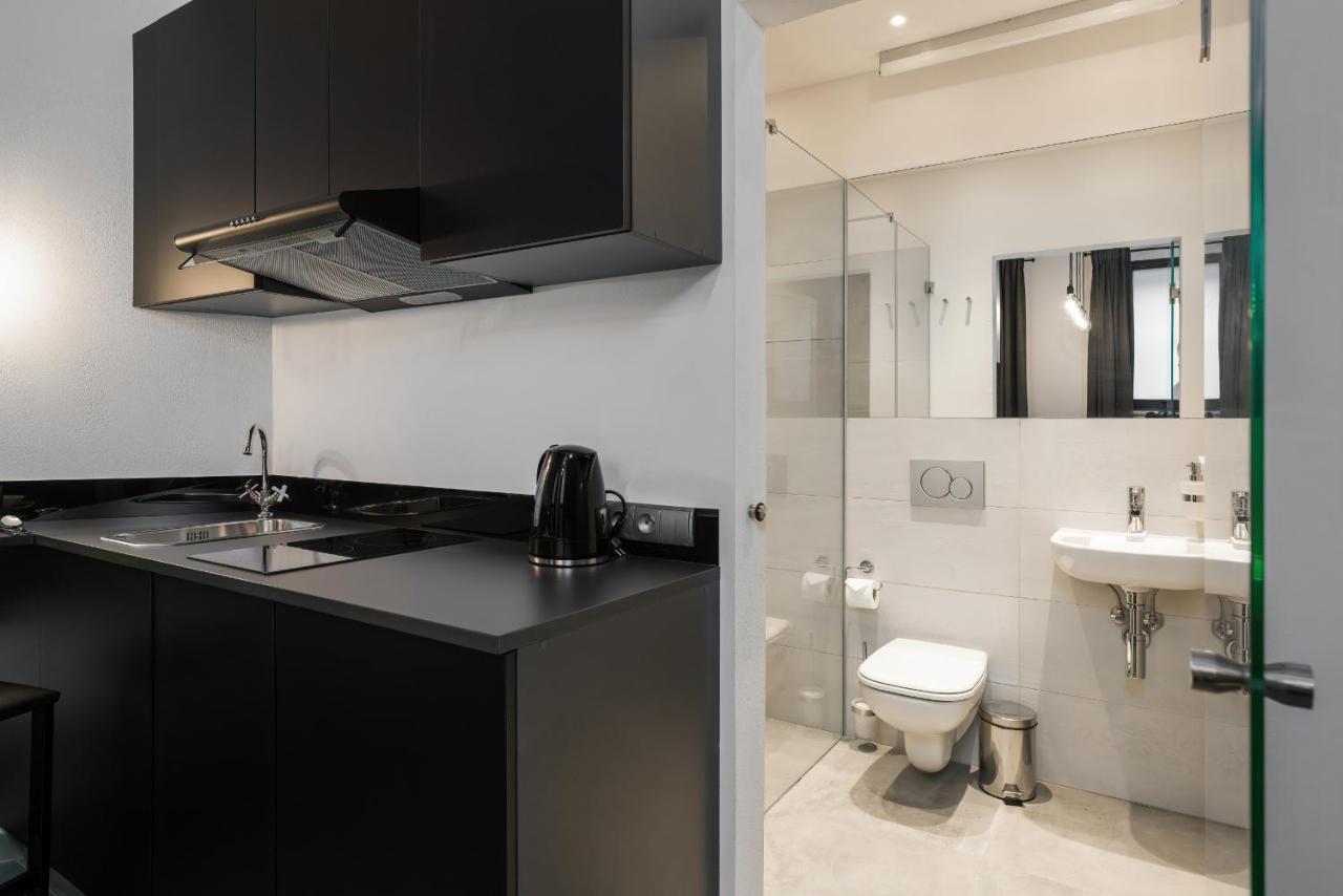 Level -1 Loft Apartments City Center Kopernika Poznań Esterno foto
